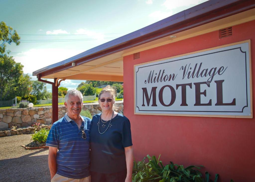 Milton Village Motel Exterior photo